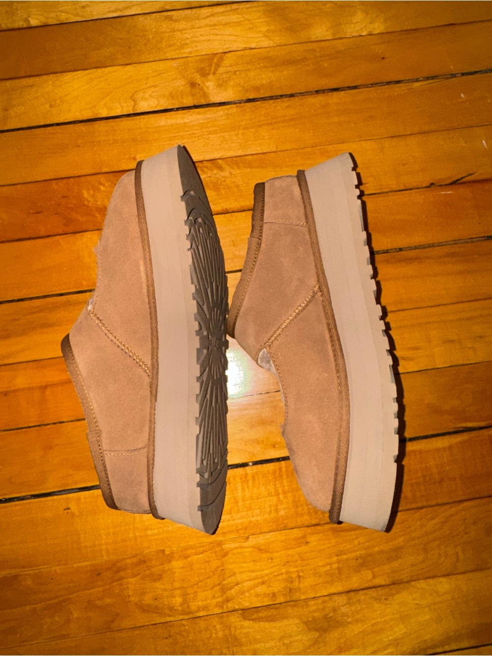 UGG Bea Mary Jane in Chestnut - Picture 10 of 11